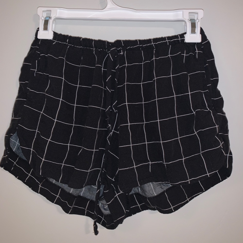 BRANDY MELVILLE drawstring shorts